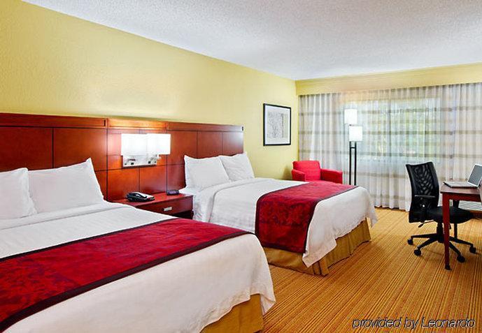 Courtyard Sarasota Bradenton Airport Hotel Kamer foto