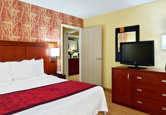 Courtyard Sarasota Bradenton Airport Hotel Buitenkant foto