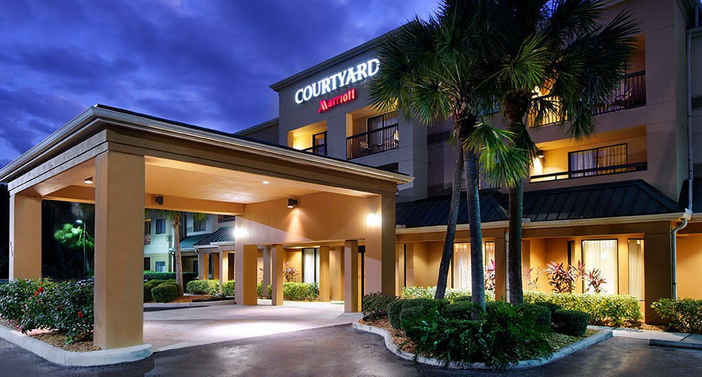 Courtyard Sarasota Bradenton Airport Hotel Buitenkant foto